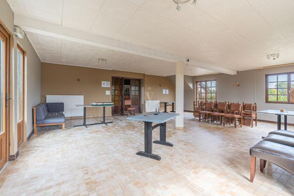 Maison 9 pièces - 360 m² Exclusivité efficity