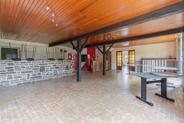 Maison 9 pièces - 360 m² Exclusivité efficity