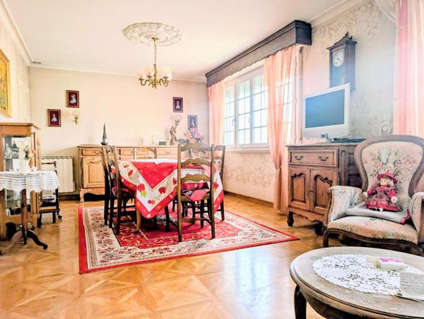 Maison familiale au calme  Bonchamp-lès-Laval
