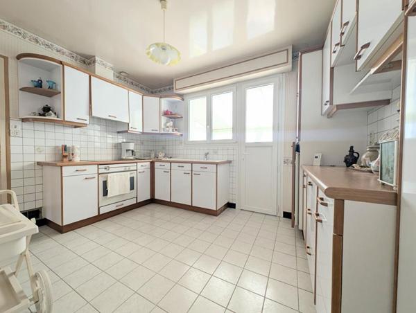 Maison familiale au calme  Bonchamp-lès-Laval