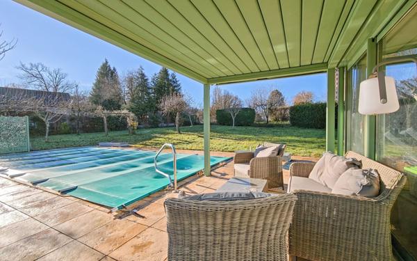 Maison à vendre    4 pièces • 135 m2 Vézac