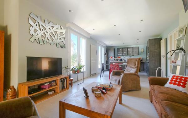 Maison à vendre    4 pièces • 135 m2 Vézac