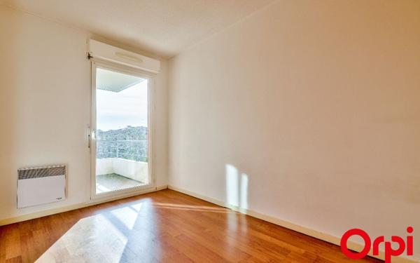 Appartement à vendre    2 pièces •  Miramas