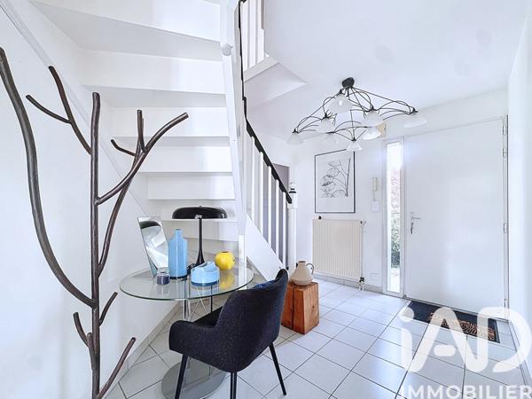 Maison à vendre 8 pièces 217,16 m² Melesse