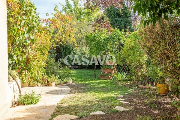 Vente Maison 7 pièces de 150m² - 13540 Aix-en-Provence