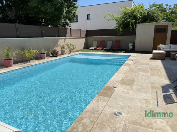 Belle prestation pour cette Maison de 220m2 Saint Priest  Saint-Priest (69800)