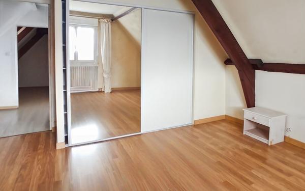 Maison à vendre    5 pièces •  Neuvic