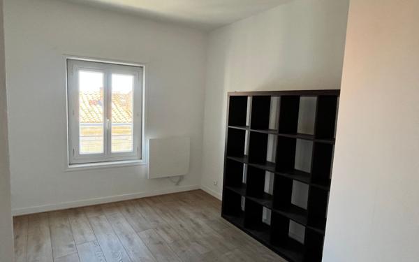 Appartement à louer    2 pièces • 38 m2 Niort