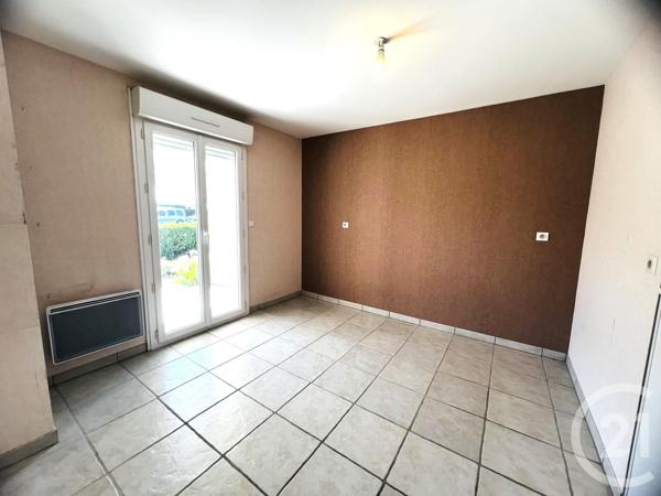 Maison à vendre  4 pièces - 107,80 m 2   FOURAS  - 17