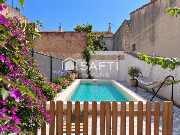 Rare à la vente - Rez de jardin avec piscine