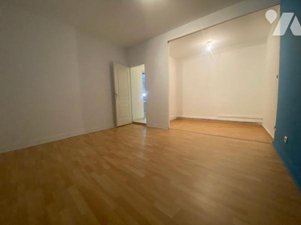 Deux appartements pour grande famille, en coeur de ville, toutes les commodités accessibles à pieds