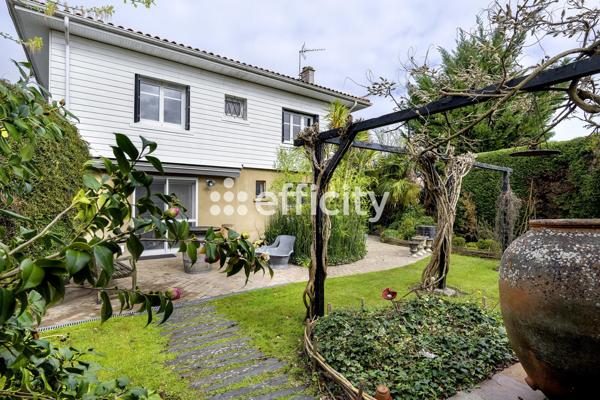 Maison 6 pièces - 152 m² Exclusivité efficity