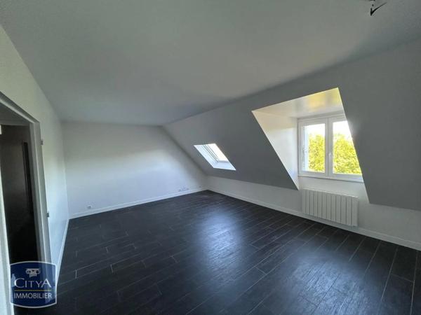 Appartement à louer 4 pièces 88.37m² Châteauroux (36000)
