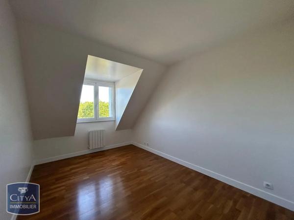 Appartement à louer 4 pièces 88.37m² Châteauroux (36000)