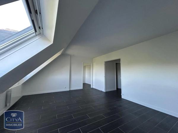 Appartement à louer 4 pièces 88.37m² Châteauroux (36000)