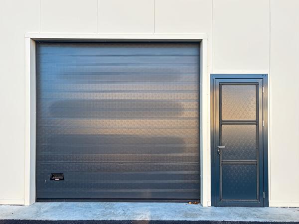 Entrepôt de 85,08m2 PERIGNY SUR YERRES