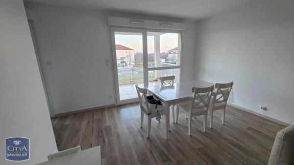 Appartement à louer 3 pièces 68m²