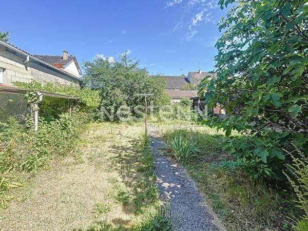 MAISON A VENDRE A MORANGIS, SECTEUR PAVILLONNAIRE PROCHE DE LA PLACE DE L'AVENIR, DES COMMERCES ET DU BUS 299, 492, 399.