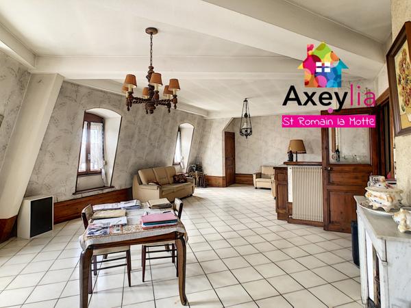 Roanne (42300) A VENDRE - HYPER-CENTRE VILLE ROANNE - APPARTEMENT T5 HAUSSMANNIEN DE 200M2 AVEC QUATRE CHAMBRES