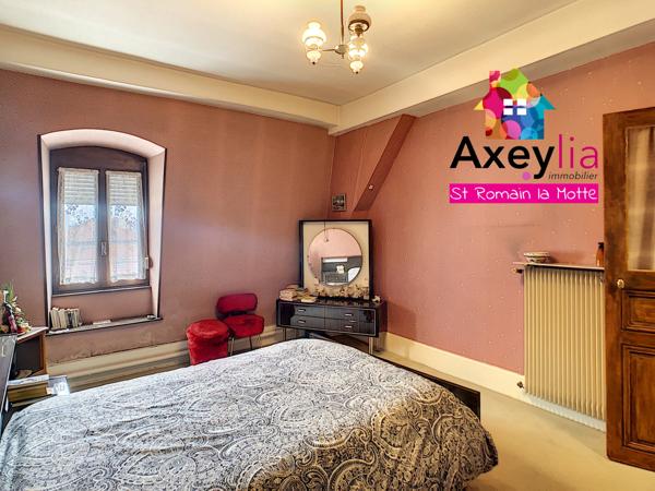 Roanne (42300) A VENDRE - HYPER-CENTRE VILLE ROANNE - APPARTEMENT T5 HAUSSMANNIEN DE 200M2 AVEC QUATRE CHAMBRES