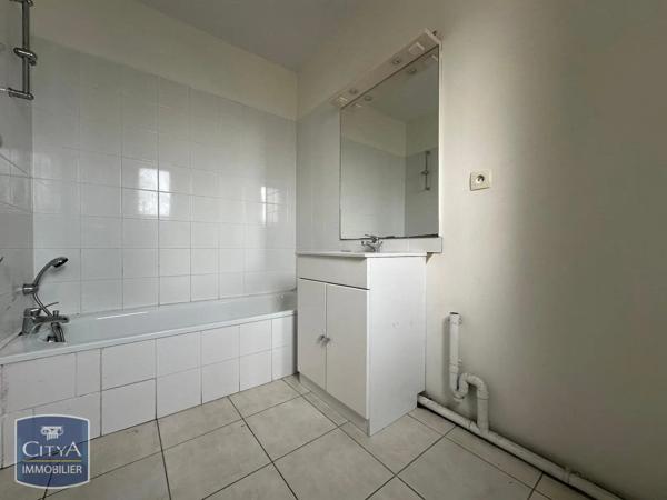 Appartement à louer 2 pièces 37.61m² Avignon (84000)
