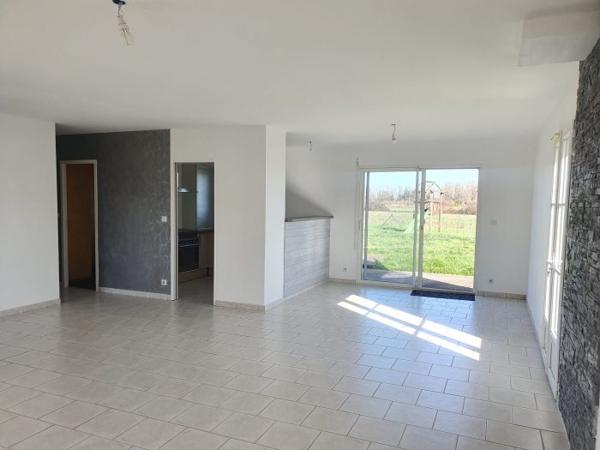 Maison plain-pied Cozes 122 m²