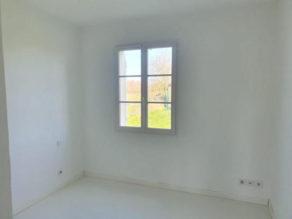 Maison plain-pied Cozes 122 m²