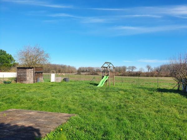 Maison plain-pied Cozes 122 m²