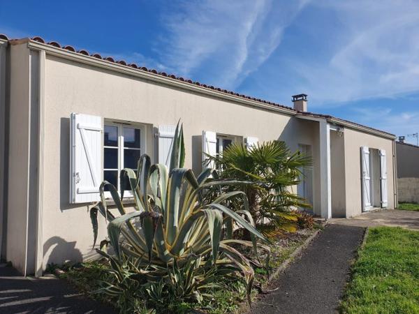 Maison plain-pied Cozes 122 m²