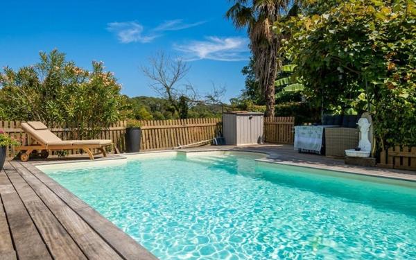 Maison à vendre    4 pièces • 94 m2 Saint-Martin-de-Seignanx