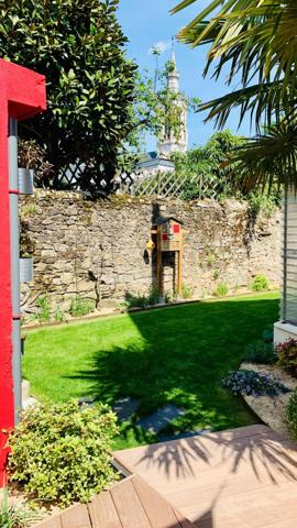 Maison
                                                                                                                                                                                                                                                                                                                        6 pièce(s)                                                                                                                                                                                                          4 chambre(s)                                                                                                                                                                                                          112  m²