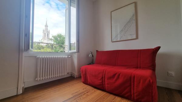 Maison
                                                                                                                                                                                                                                                                                                                        6 pièce(s)                                                                                                                                                                                                          4 chambre(s)                                                                                                                                                                                                          112  m²