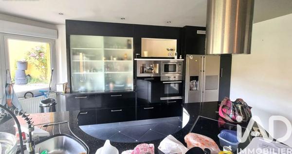 Maison à vendre 9 pièces 260 m² Saint-Saulve