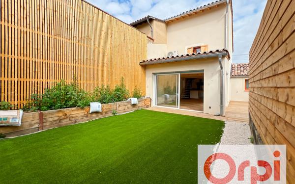 Maison à vendre    6 pièces •  Grenade