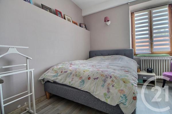Maison à vendre  4 pièces - 131,90 m 2   PUBLIER  - 74