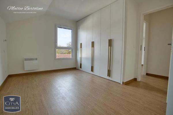 Maison à louer 5 pièces 120.69m² Viry (74580)