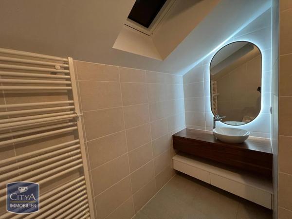 Maison à louer 5 pièces 120.69m² Viry (74580)