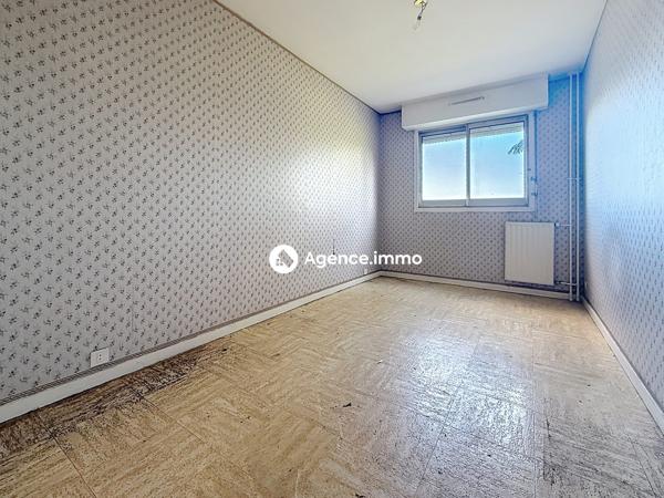 À vendre - Appartement, 3 pièces situé à Tours (37200)