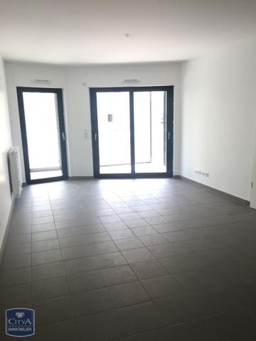 Appartement à louer 3 pièces 75.34m²