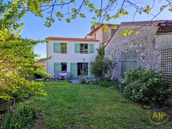 Biens de prestige à vendre Clisson : 551 200 € - AJP Immobilier Clisson