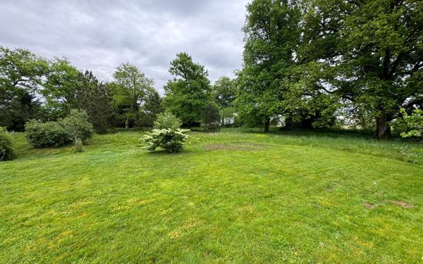 Maison à vendre    6 pièces •  Coudures