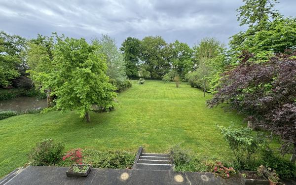 Maison à vendre    6 pièces •  Coudures