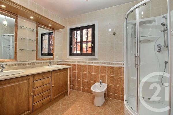 Maison à vendre  4 pièces - 118 m 2   VALBONNE  - 06