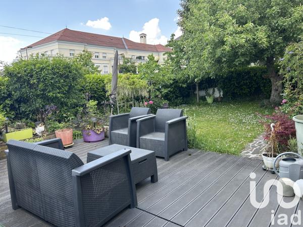 Maison 5 pièces de 111 m² à Puiseux-en-France (95380)