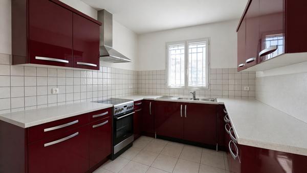 MAISON 112 M² PLAIN-PIED 4 CHAMBRES GARAGE JARDIN Saint rogatien