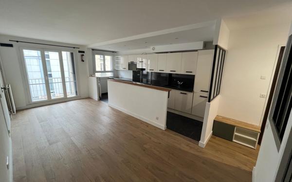 Appartement à louer    2 pièces • 53,05 m2 Paris 19