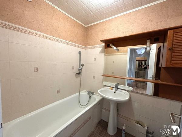 Appartement - À vendre - 64 m² - LES ESSARTS-LE-ROI | The Door Man
