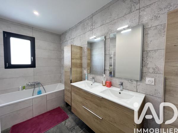 Maison à vendre 4 pièces 142 m² Sérignan