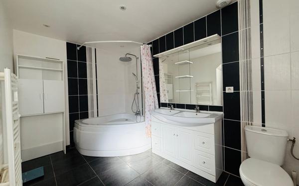 Maison à vendre    5 pièces •  Romans-sur-Isère