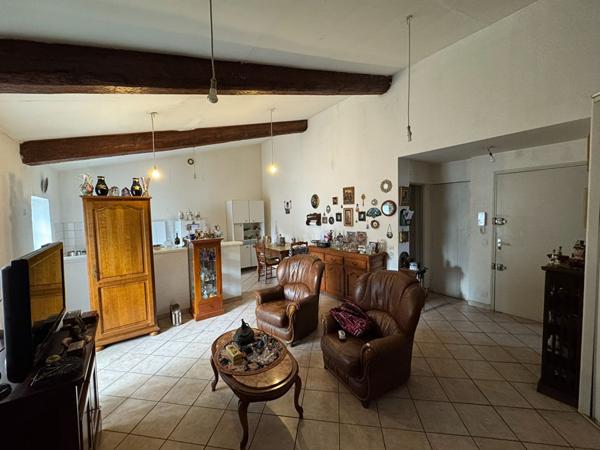 Immeuble de rapport Carcassonne 4 appartements loués 220 m² bon emplacement